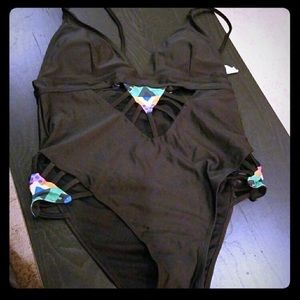NWOT black cut out one piece bathing suit Sz XL
